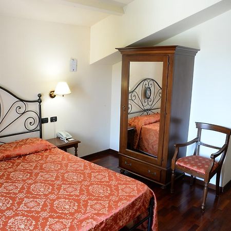 Villa Chiara Hotel Canelli Exterior photo