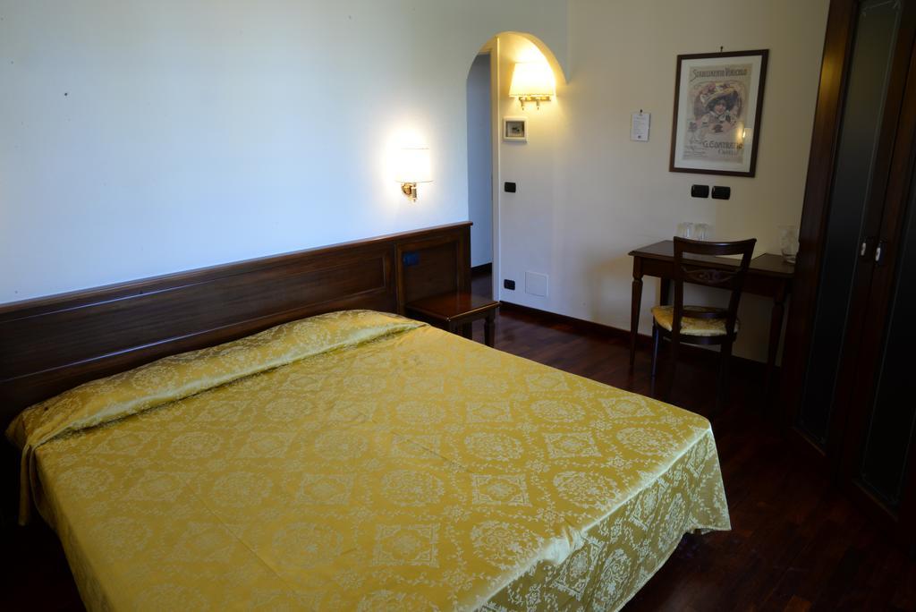 Villa Chiara Hotel Canelli Room photo